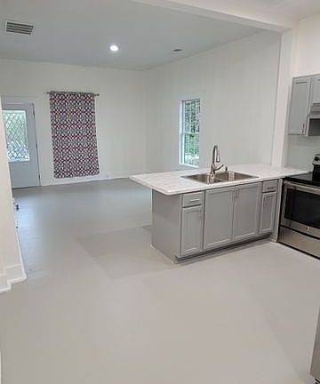 3rd image of 80 Moreland Ave