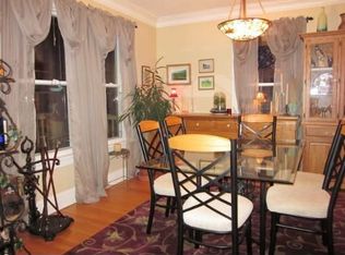 2101 Glenview Rd, Glenview, IL 60025