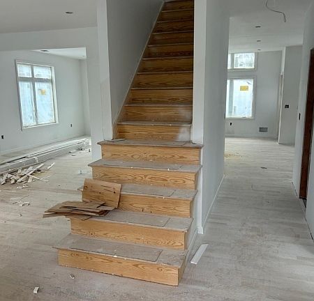 5th image of 312 Lincoln St