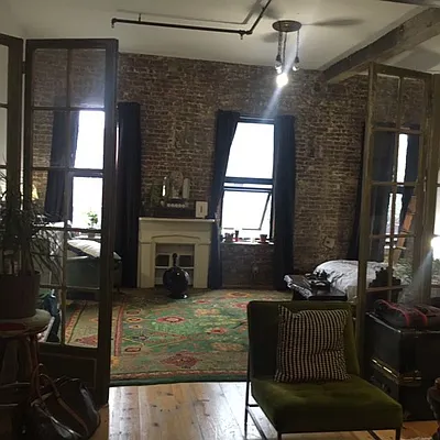 Rented by Gold-Stone Realty | media 39