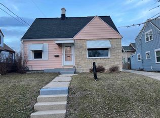 9314 W Becher St, West Allis, WI 53227