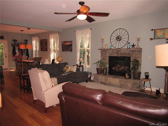 3rd image of 248 Morning Air Ln #34