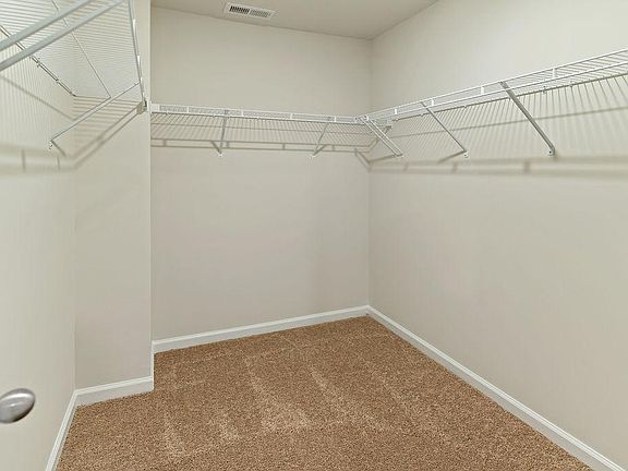 2nd image of 97 Paddington St