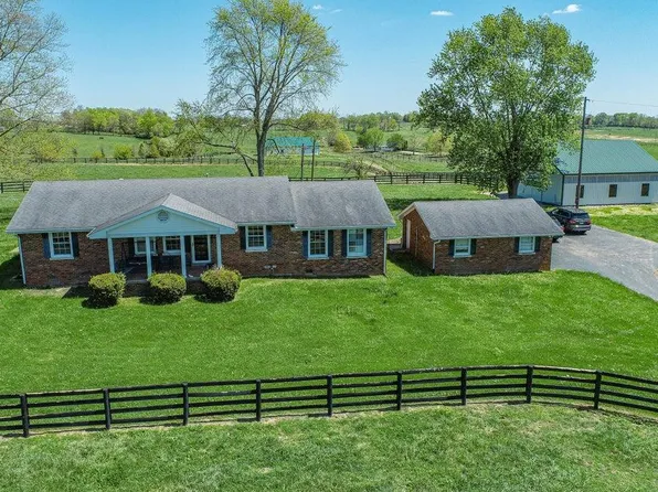 1572 Peacock Rd, Paris, KY 40361