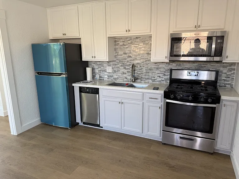 345 N Occidental Blvd — Photo 10