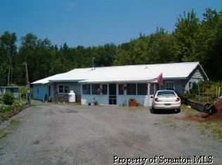1305 Schoolhouse Rd, Nicholson, PA 18446
