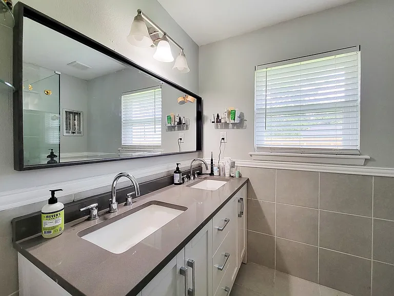 4405 W 43rd St — Photo 24
