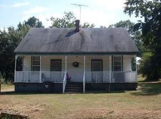 12 E Reynolds St, Newnan, GA 30263