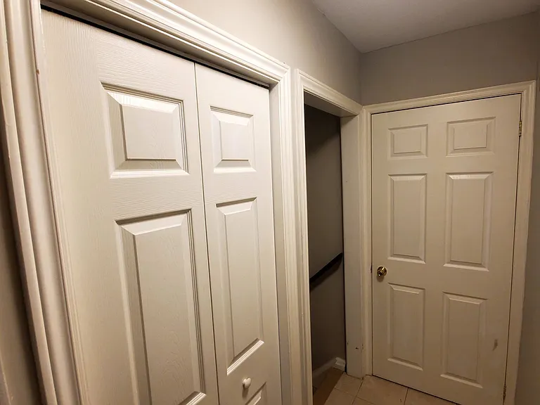16 Cresthaven Dr — Photo 30