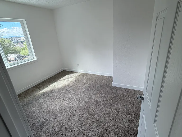434 NW 15th St #434 — Photo 5