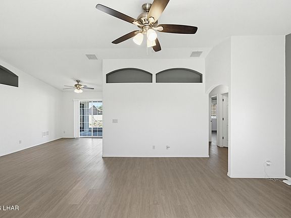 2nd image of 3099 Jamaica Blvd S