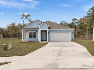 191 Needle Thrush Cir, Crawfordville, FL 32327