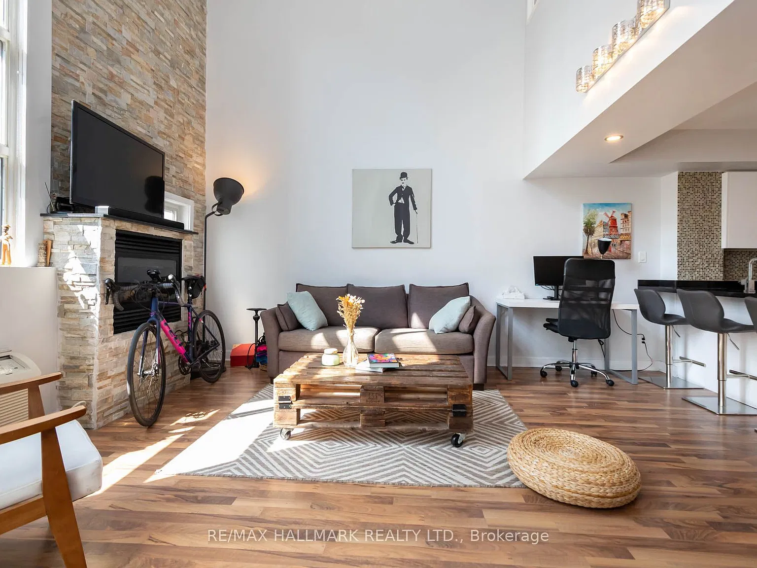 1 bed, $2,350 — Photo 3