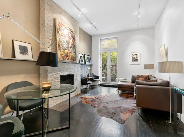 133 East 15th Street image 1 of 10