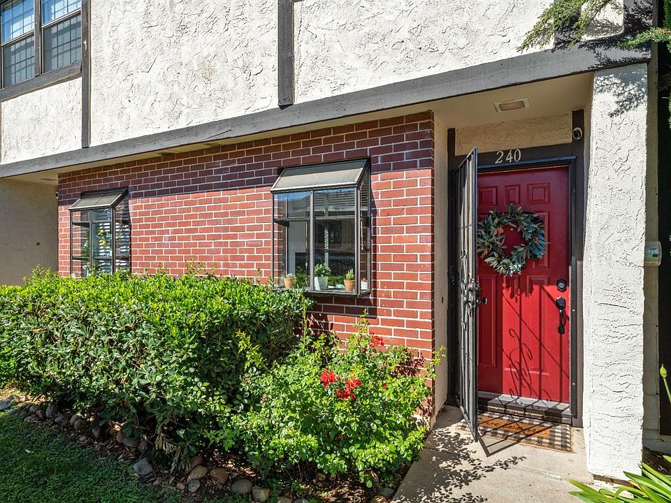 2nd image of 240 Wales Dr