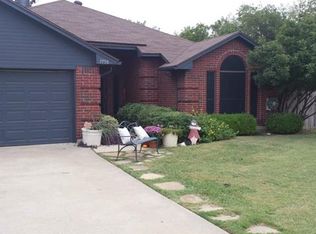 7750 Crossbow Ct, Watauga, TX 76148