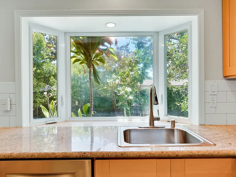 803 Runningwood Cir — Photo 15