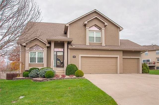 1st image of 1605 SW Twincreek Pl