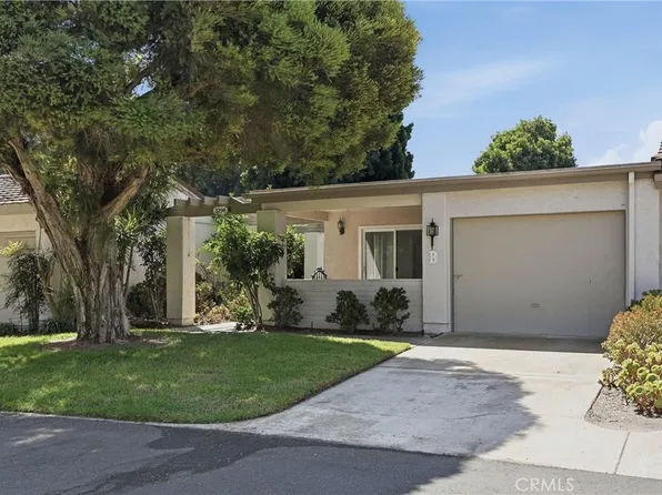 3296 San Amadeo Unit B, Laguna Woods, CA 92637