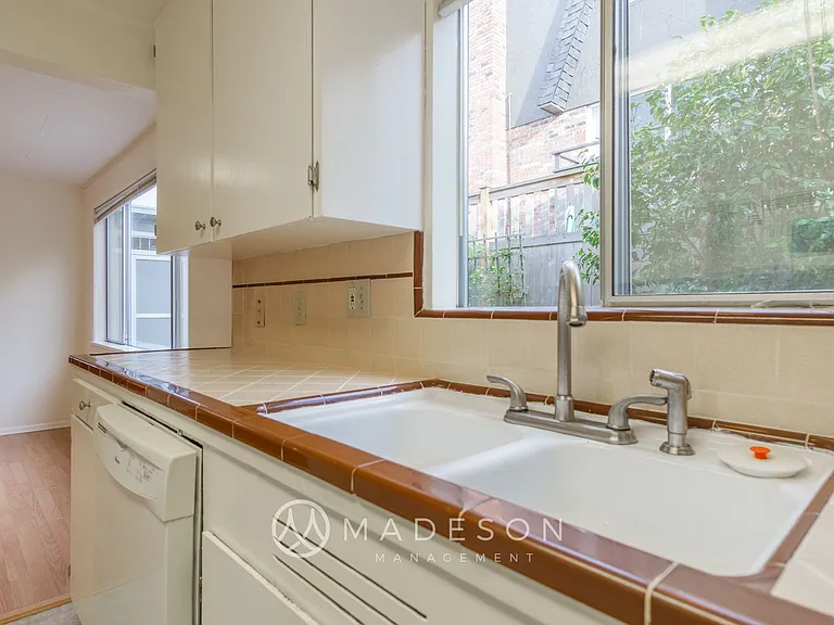 615 Main St — Photo 10