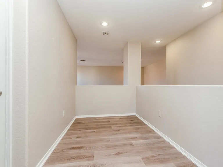 8104 Finch Feather St — Photo 14