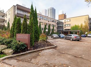 16 Rosedale Rd #819, Toronto, ON M4W2P4