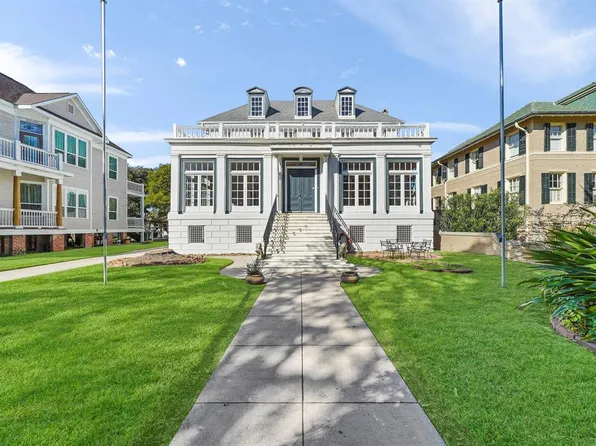 2920 Avenue O, Galveston, TX 77550