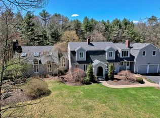 4 Strawberry Ln, Norfolk, MA 02056