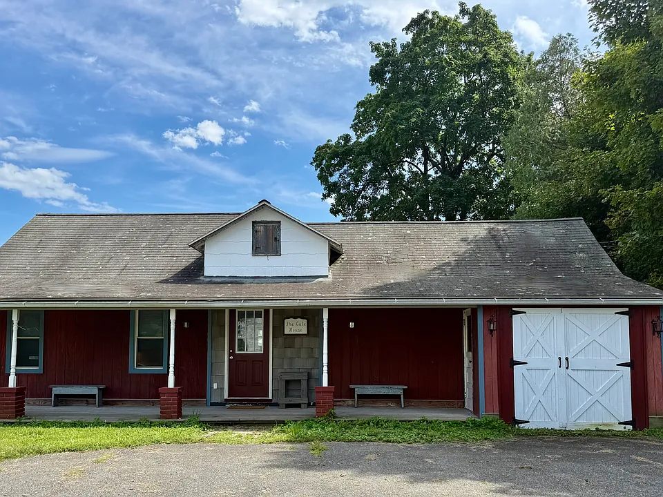 2274 US Route 9