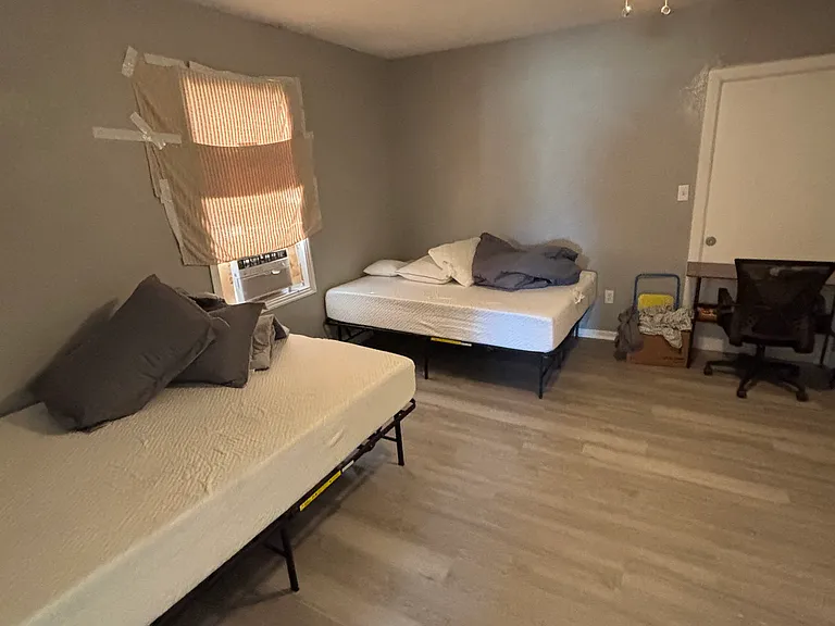 3122 Western Ave #1 — Photo 37