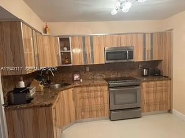 231 174th St APT 2308, Sunny Isles Beach, FL 33160