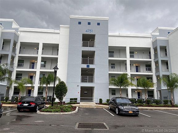 5th image of 4751 Clock Tower Dr #206