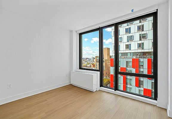 5th image of 662 Pacific St #11F