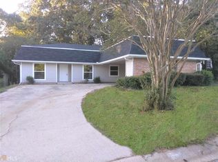 1145 Mannbrook Dr, Stone Mountain, GA 30083