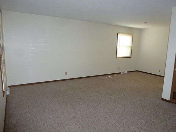 5th image of 28938 Lem Ct