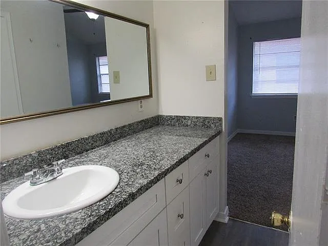 205 Clearview Pkwy #A — Photo 15