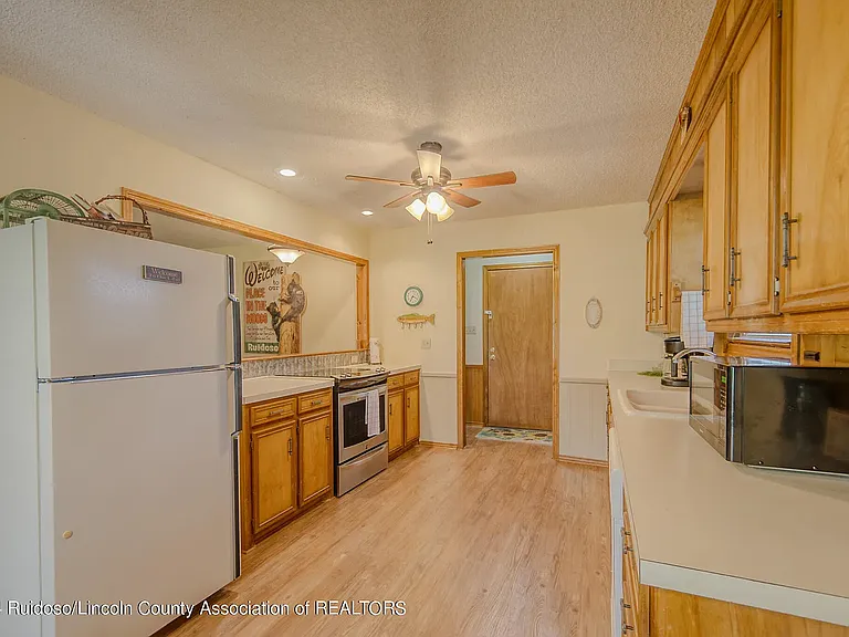 312 Barcus Rd — Photo 2