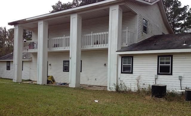2nd image of 5136 Raymond Rd