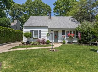 122 Cameron Ave, Merrick, NY 11566