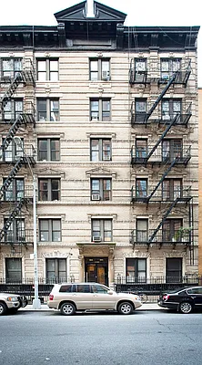 Rented by LC Lemle Real Estate Group | media 18