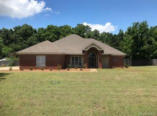 295 Cedar Ridge Dr, Wetumpka, AL 36093
