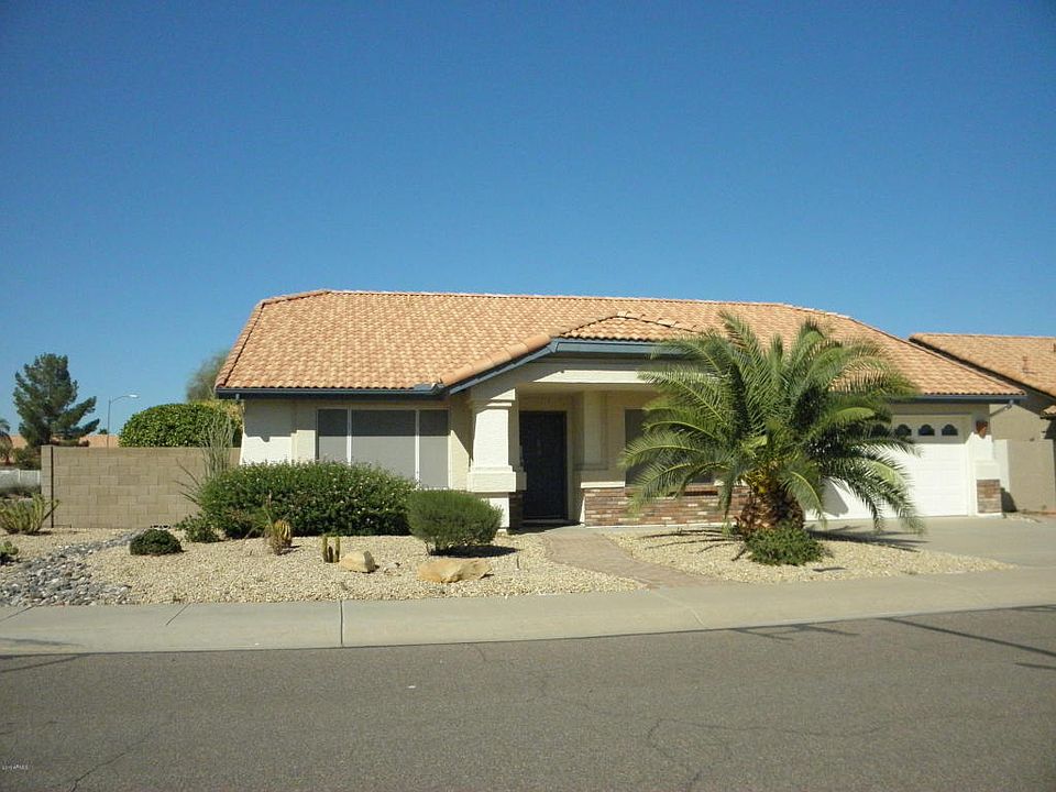 1st image of 20449 N 110th Ave