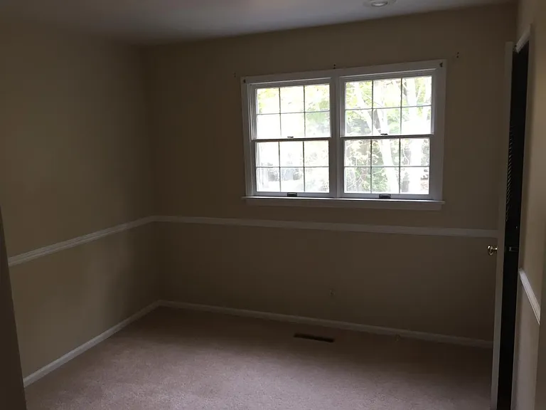 1311 Brentwood Dr — Photo 6