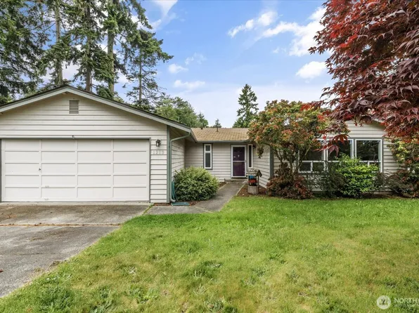 1213 Independence Court, Oak Harbor, WA 98277
