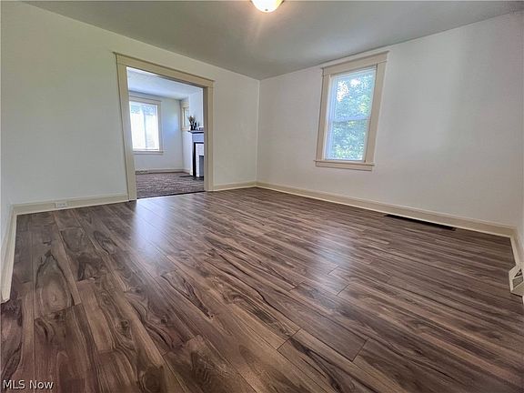 5th image of 315 Indiana Ave