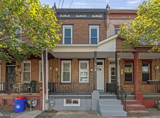 928 Vine St, Camden, NJ 08102