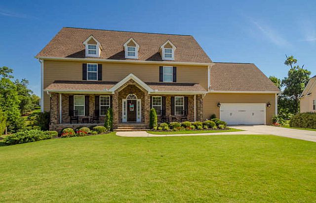 1st image of 1002 Woody Hill Cir