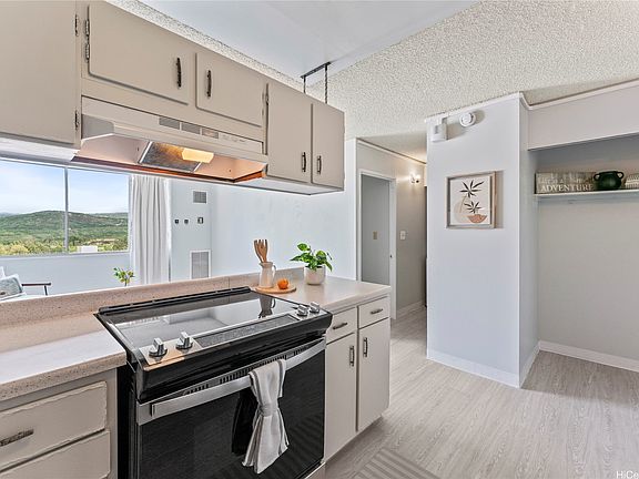 2nd image of 3045 Ala Napuaa Pl APT 717