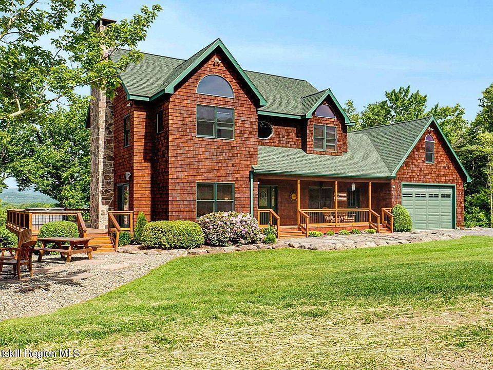 1st image of 33 Elm Ridge Road