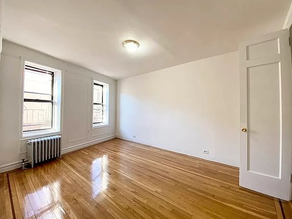 4th image of 109 Sherman Ave APT 33